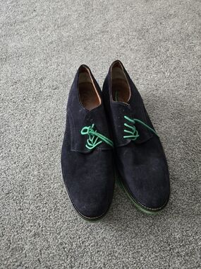Men's Navy Suede Chukka Boots with Green Accents